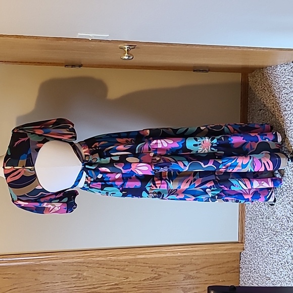 Flying Tomato Cutout Dress - Picture 12 of 13